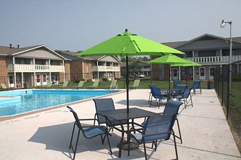 Saltwater swimming pool